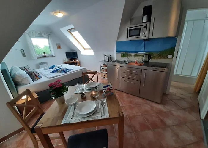 Ostsee-schwänchen Ii * Gollwitz